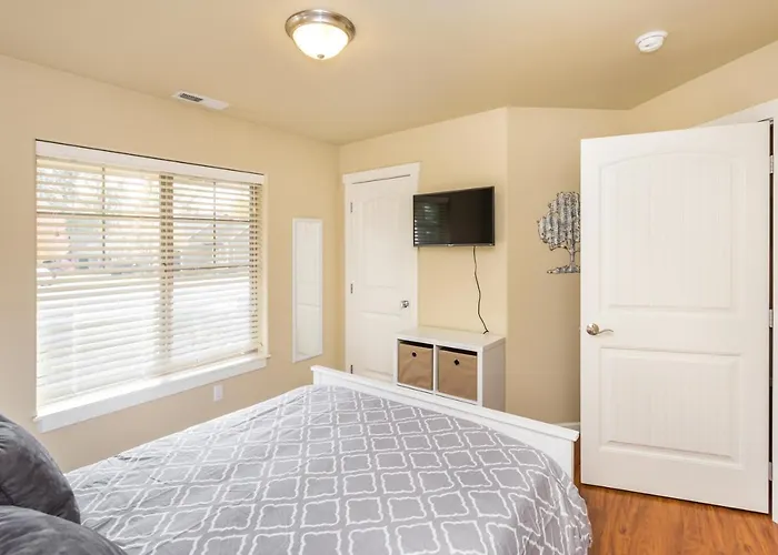 Charming Wine Country Retreat! 4 Bedroom 2 Bath