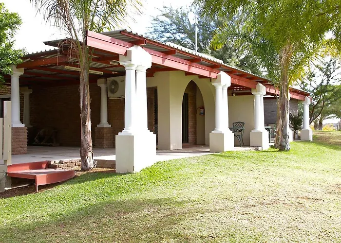 Ikaia River Lodge