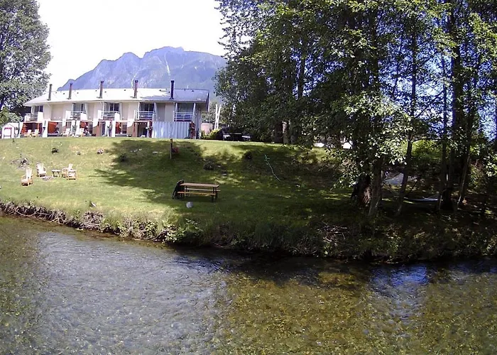 Moon River Suites #3