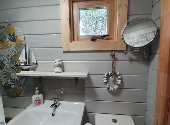 An Traigh Cabin