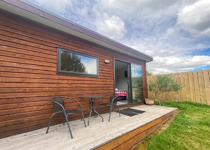Lake Hawea Cabin With Mountain Views- Outdoor Bath!