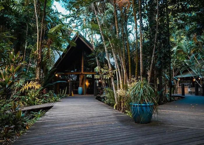 Ferntree Rainforest Lodge