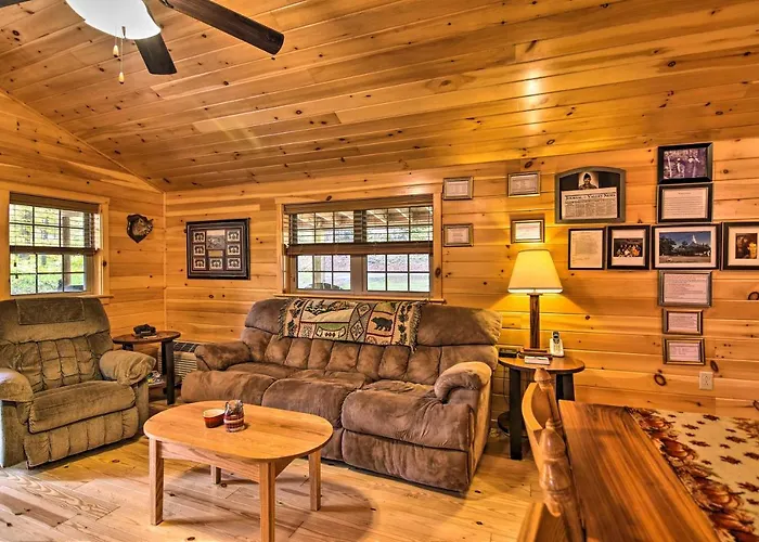 'Hooah' Cabin Retreat W/ Grill & Step-Free Access