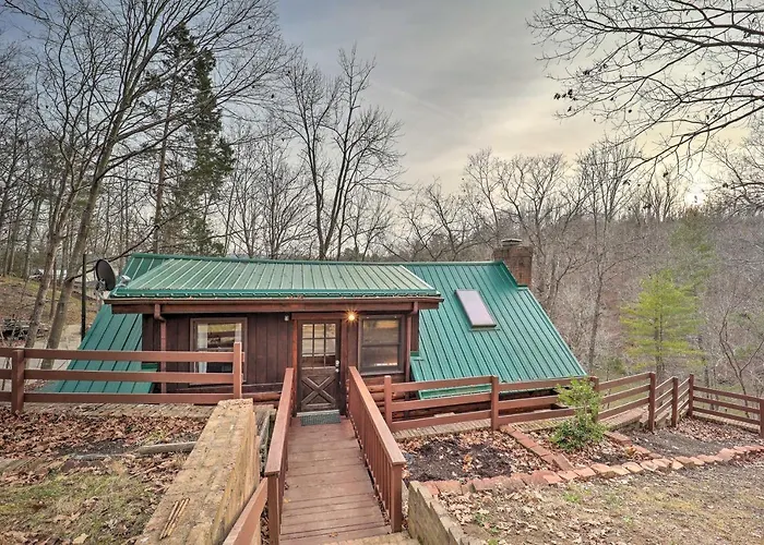Relaxing Retreat W/ Private Dock On Claytor Lake!
