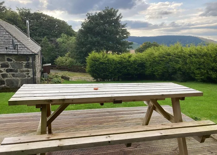 Woodside Steading