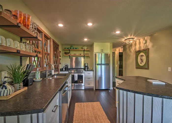 Sky Valley Home W/ Stunning Views - 1 Mi To Resort