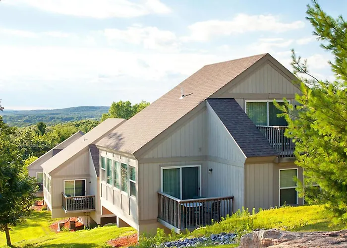 Hilton Grand Vacations Christmas Mountain Village Wisconsin