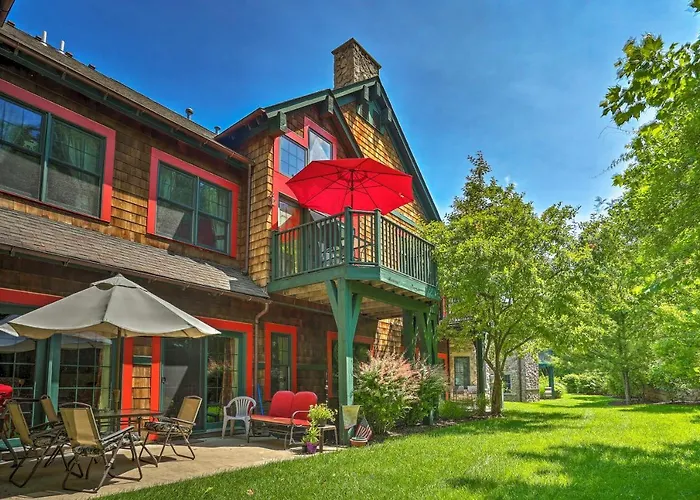 Mountain Creek Resort Home - Hot Tub & Pool Access