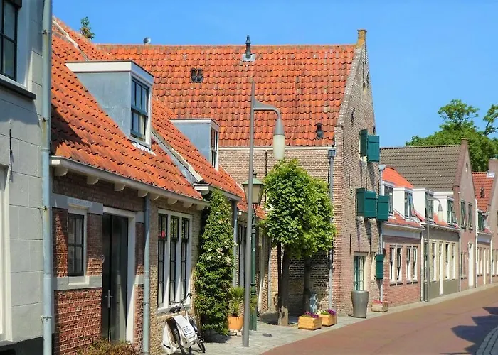 Private House With Patio In Historic Center