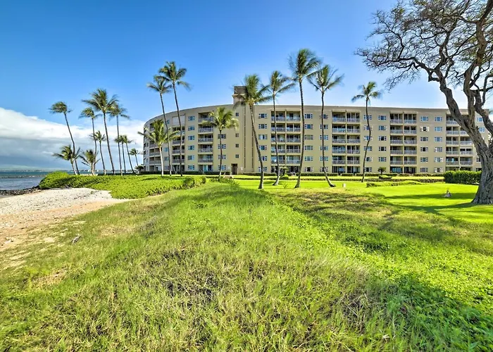 Ocean-View Kihei Condo W/ Lanai: Steps To Beach!