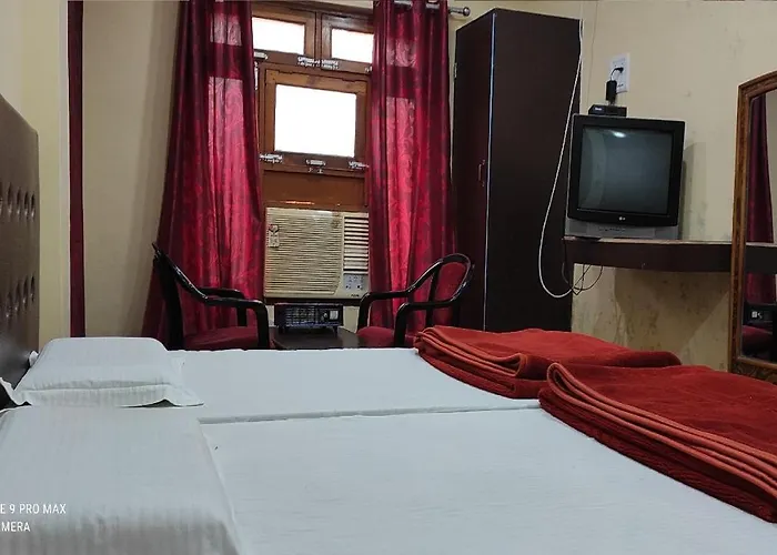 Hotel Avadh Balrampur