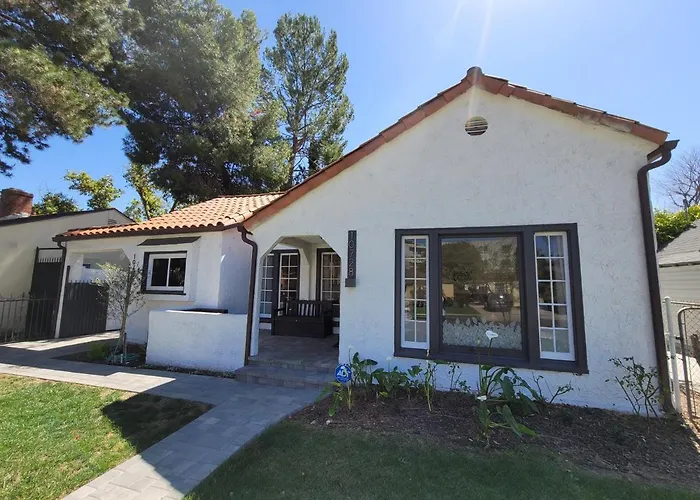 Luxurious Studio City Home Los Angeles