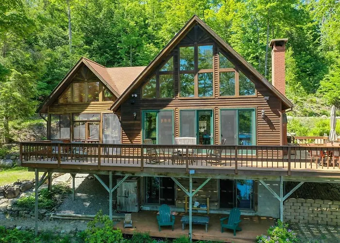 Adirondack Oasis: Lake House W/ Dock + Deck!