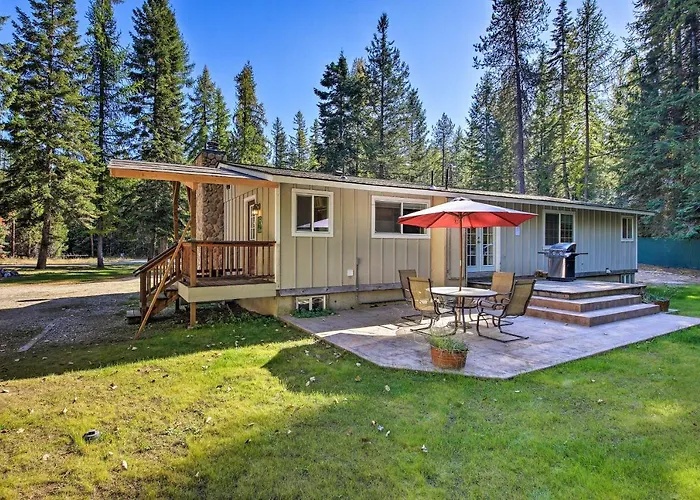 Quaint Priest Lake Cabin W/ Patio < 1 Mi To Lake!