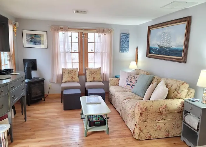 Cozy Cottage-5 Minute Walk To Priscilla Beach Plymouth