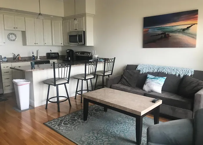 Ocean Front Condo In The Heart Of Hampton Beach