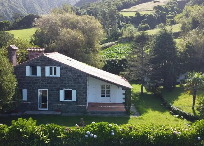Stone House - Sete Cidades