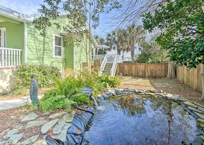 Coastal Hideaway ~ 1/2 Mi To Beach + Boardwalk!