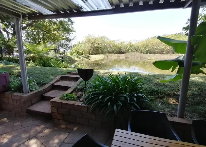 Guinea Feather Country Lodge