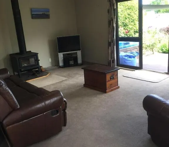 Terrific House On Totara Drive