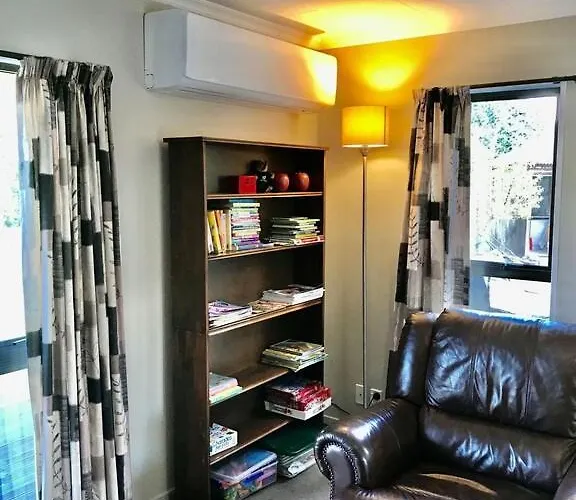 Terrific House On Totara Drive