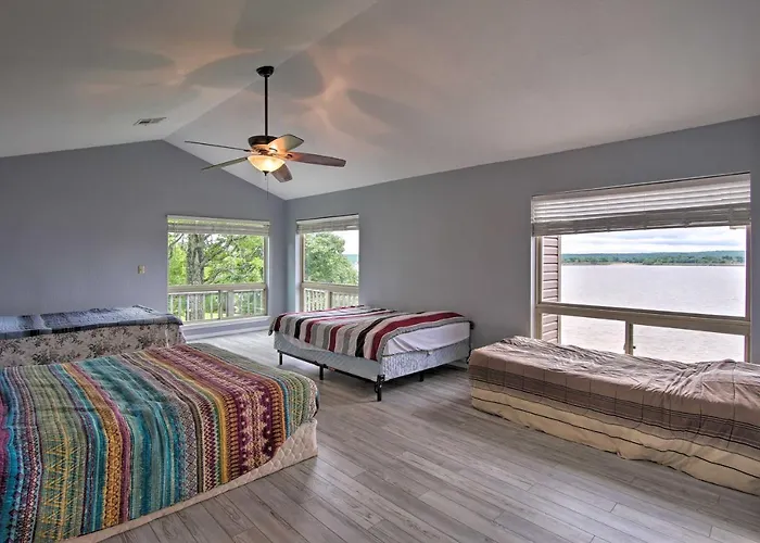 Lakefront Home W/ Private Beach Access!