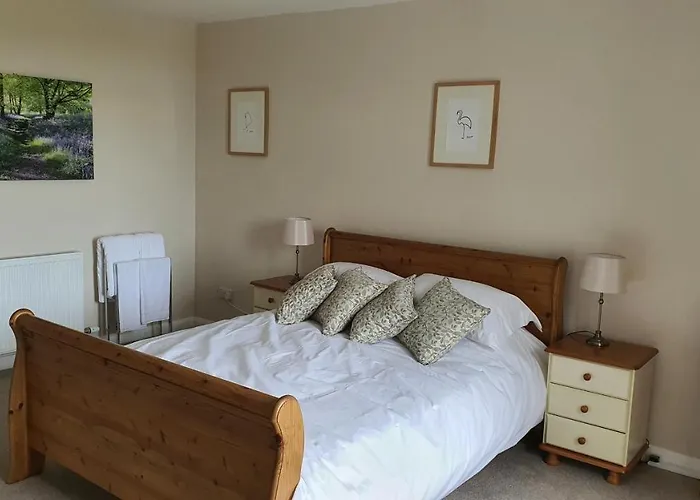 Dairy Cottage With Sea Views