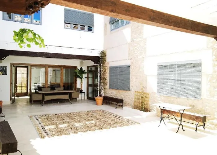 MANZANO PALACE. Habitaciones y Suites 30 m2 en la Plaza Mayor Almagro