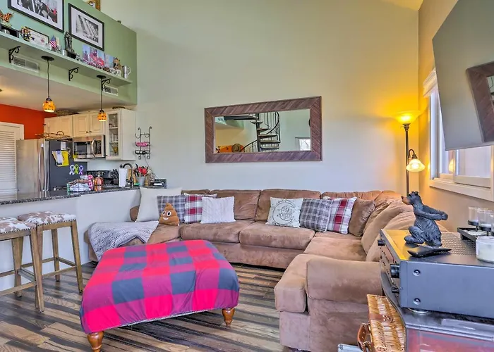 Mountain Creek Condo W/ Grill: Walk To Lifts!