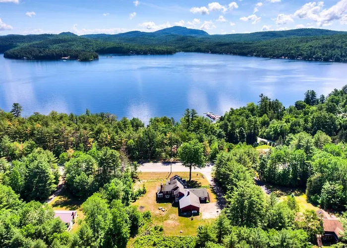Vintage Schroon Lake Farmhouse W/ Private Beach!