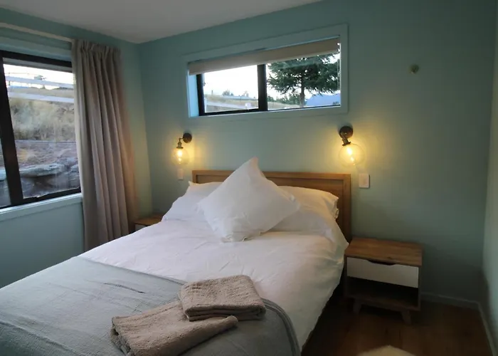 Hawea Mountain Cottage