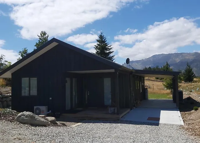 Hawea Mountain Cottage