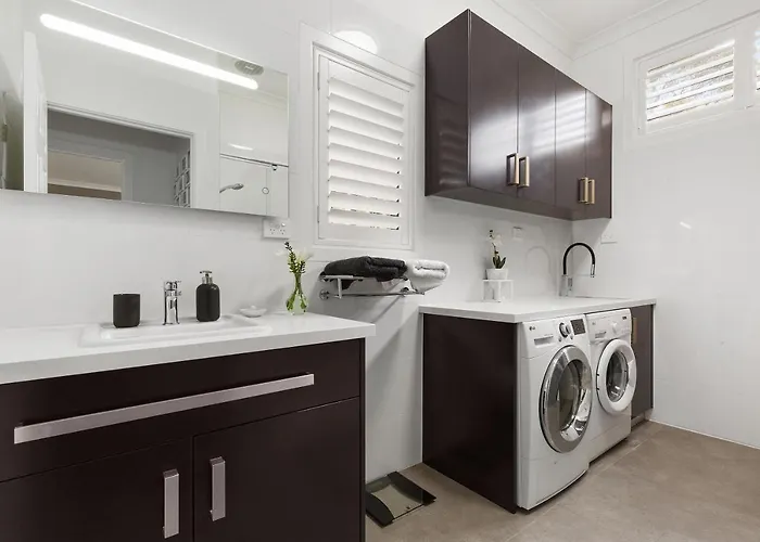 Chic 2 Bedroom Keilor