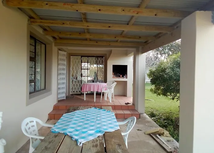 Aston Bay Holiday Home