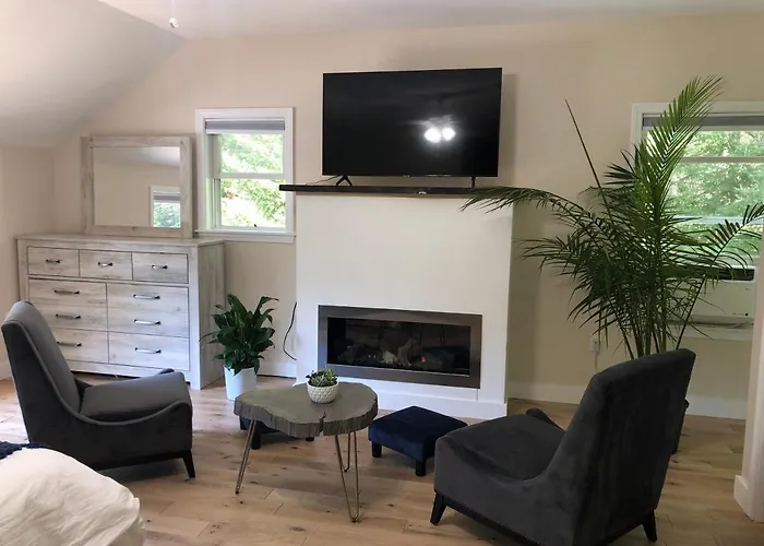 The Mighty Oaks Retreat,Modern House Bar Harbor Acadia Mdi