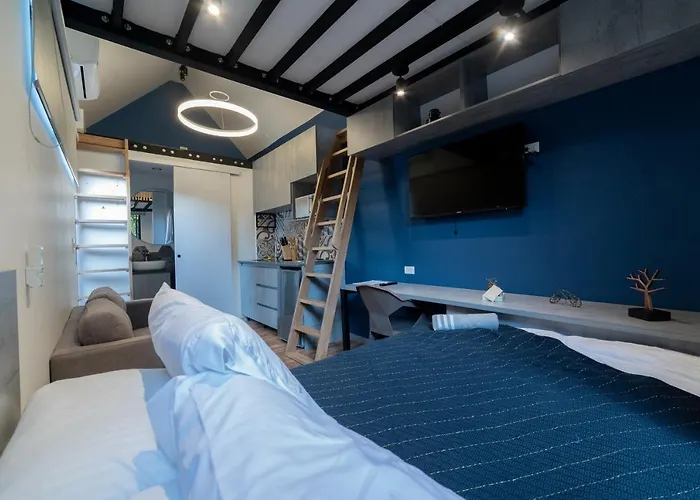 Alojamiento En Tiny House En El Poblado Mde A106 By Roots Rentals