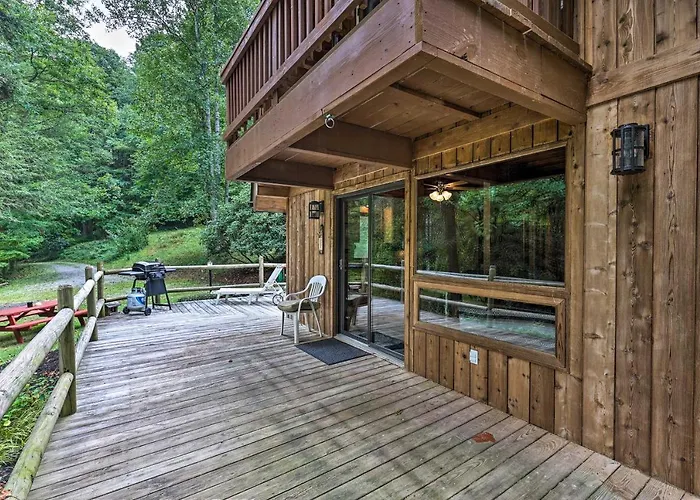 Quiet Max Meadows Cabin, 12 Acres Of Property
