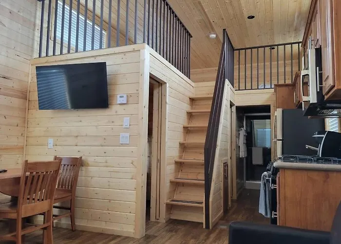 079 Tiny Home Nr Grand Canyon South Rim Sleeps 8