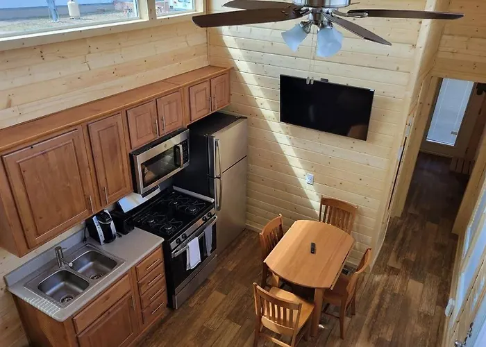 076 Tiny Home Nr Grand Canyon South Rim Sleeps 8