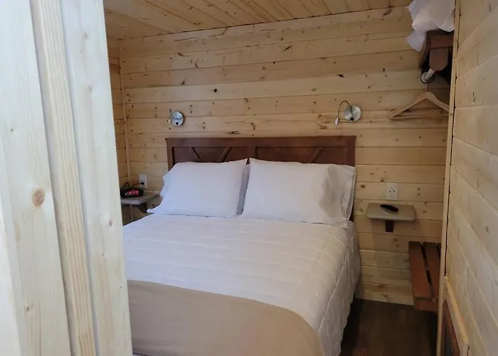076 Tiny Home Nr Grand Canyon South Rim Sleeps 8