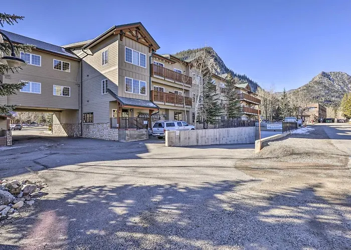 Frisco Condo W/ Balcony: 7 Mi To Copper Mountain!