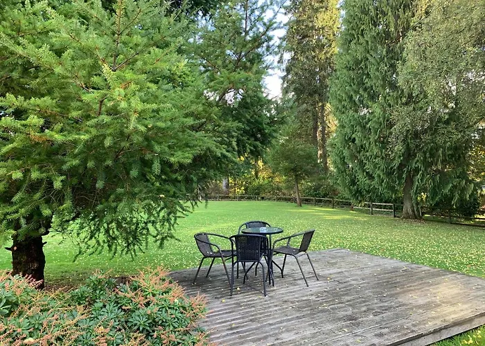 Creity Hall Chalet