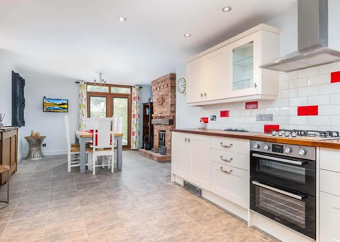 The Pigsty - 3 Bedroom Barn Conversion