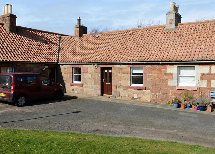Charming Cottage In North Berwick With Sea Views