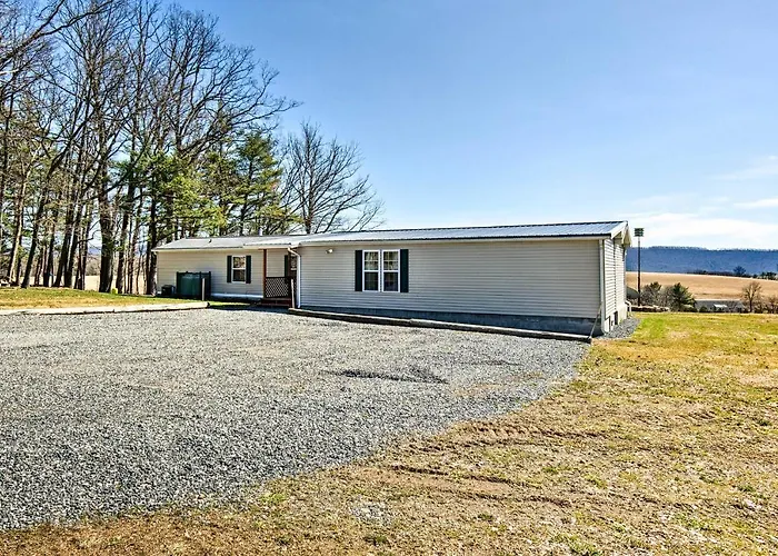 180-Acre Farm: 'The Lodge' In Klingerstown!