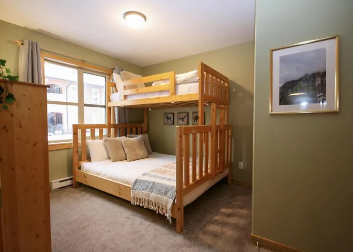 2Br | Crystal Forest | Ski-In/Ski-Out | Fireplace | Private Hot Tub | Steps To The Village