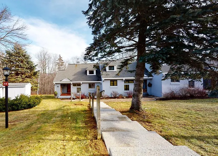 Stratton Hideway