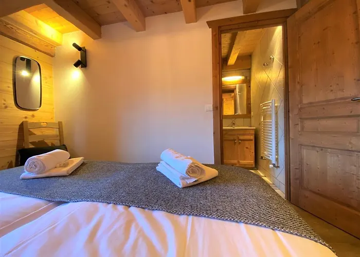 Chalet In Morzine Sleeping 12 With Sauna