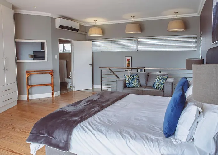 Harbour Lights Luxury Loft