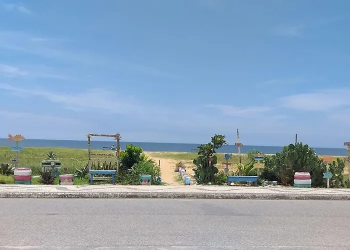 Espaço inteiro: Casa Residencial- Recanto da Praia Cabo Frio